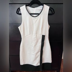 Rachel Roy black and white size small dress